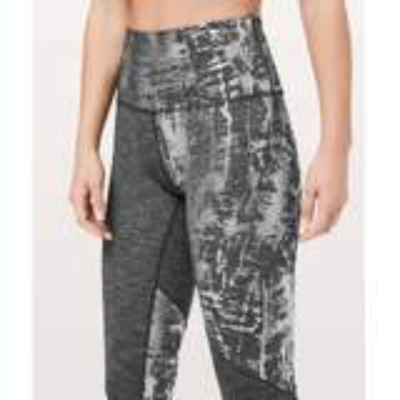 Lululemon Wunder Under High-Rise Tight Foil 28", size 6 - Picture 5 of 8